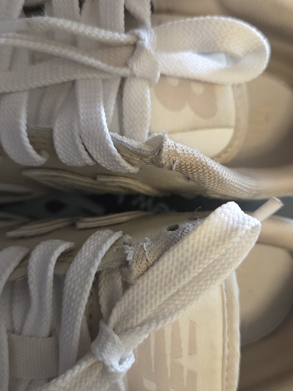 New Balance Kids Beige and White Sneakers - Picture 6 of 12